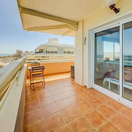 113 - Beachfront With Views, Appartamento Fuengirola