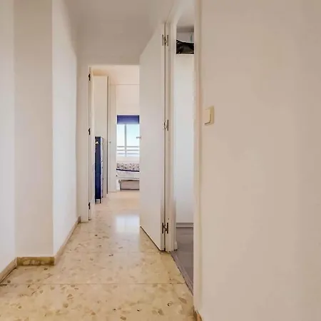 113 - Beachfront With Views, Apartment