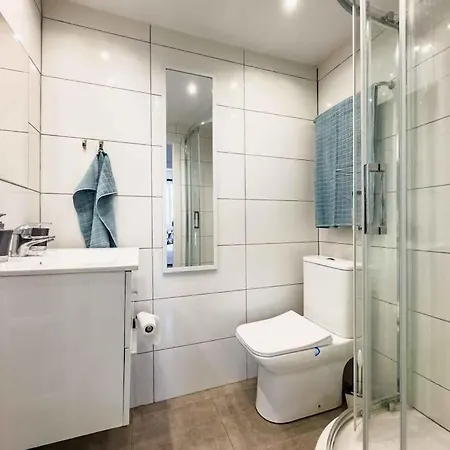 113 - Beachfront With Views, Appartamento Fuengirola